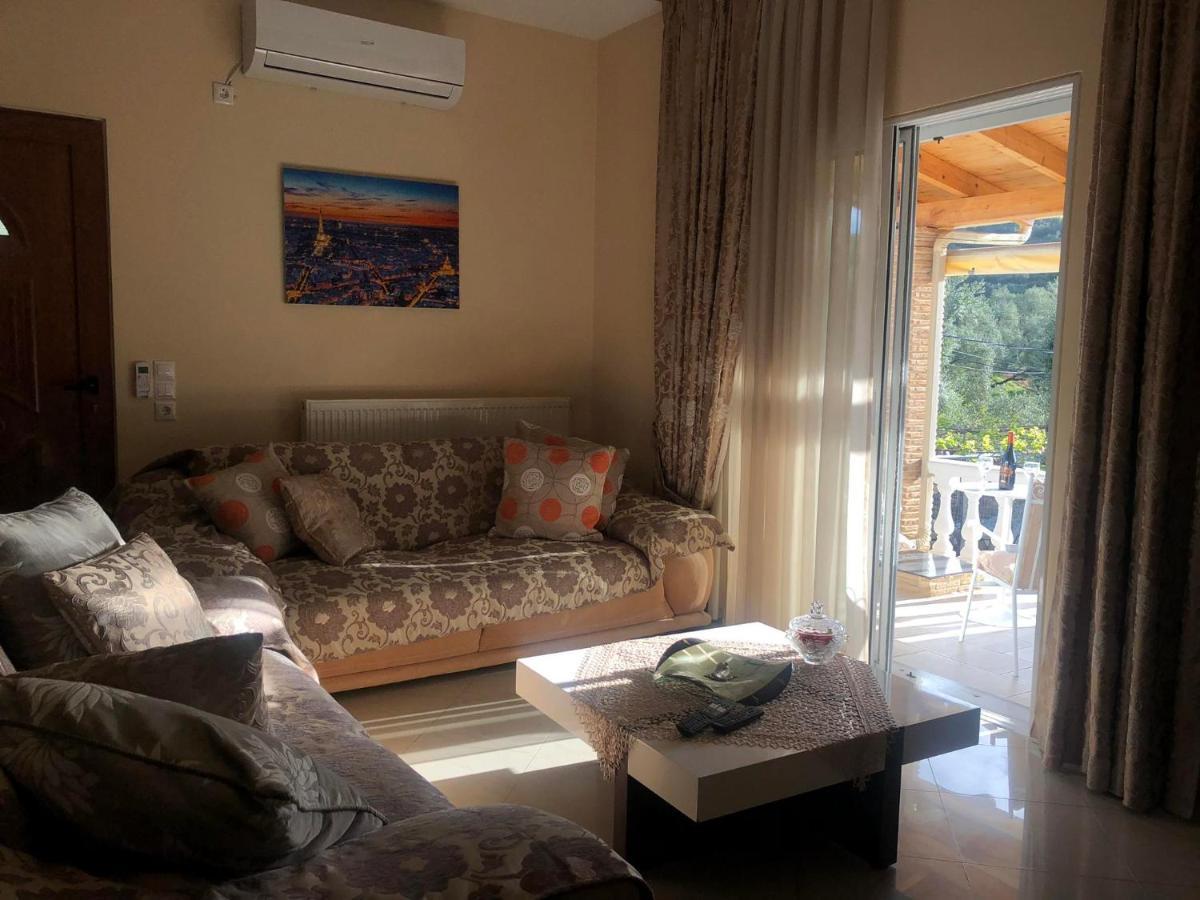 Milos Apartments Himare Exterior foto