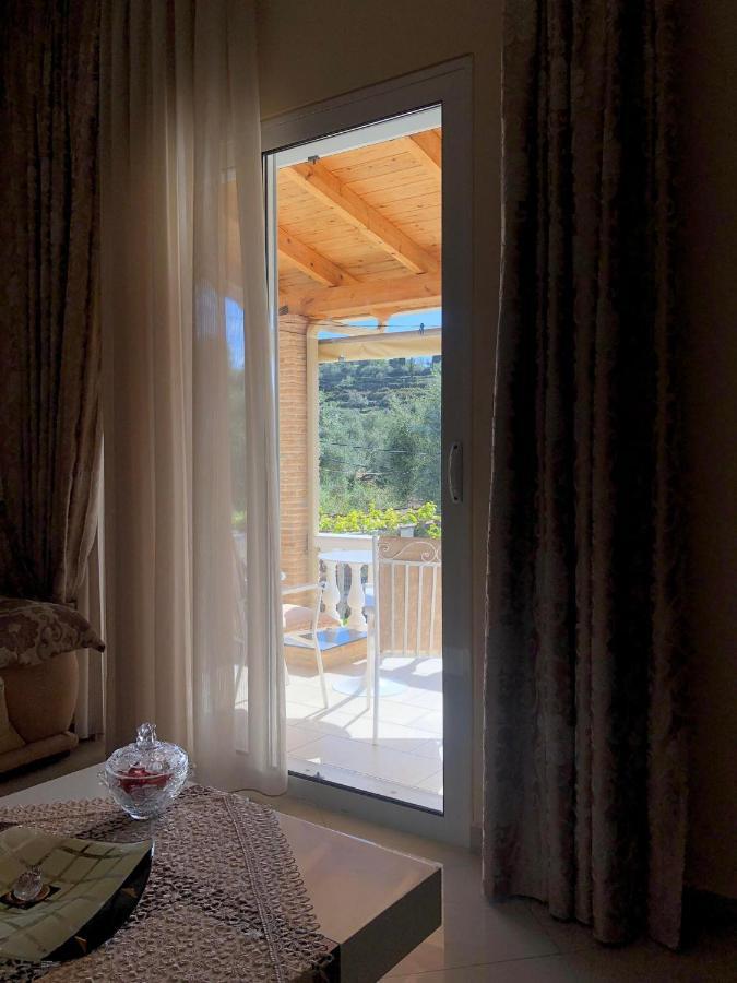 Milos Apartments Himare Exterior foto